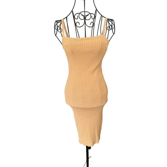 House of Harlow Ribbed Tan Two Piece Set Size S - Picture 2 of 7